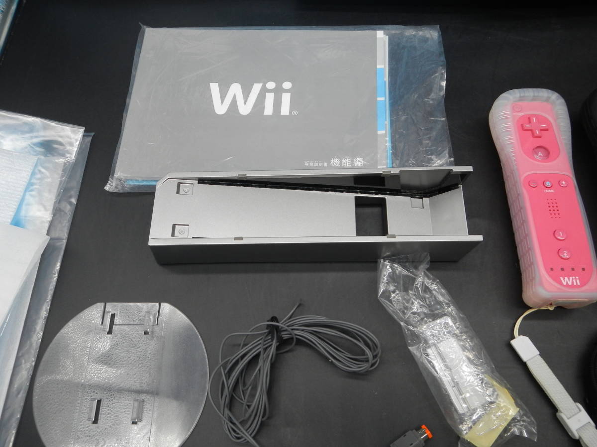Wii / 本体　黒　RVL-001　ヌンチャク　リモコン　JUST DANCE Wii　NINTENDO　任天堂　A-489