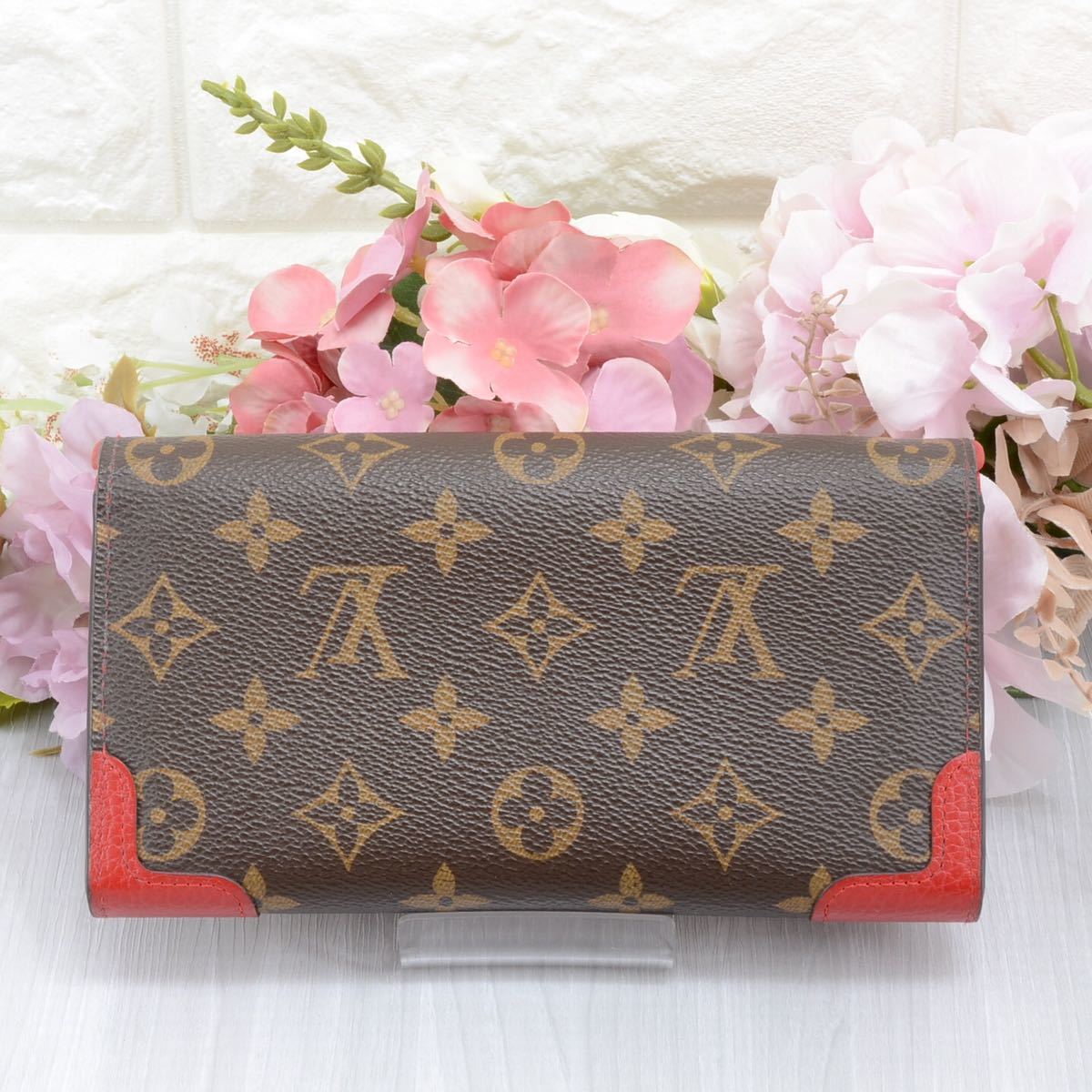 ◆美品◆Louis Vuitton ルイヴィトン ポルトフォイユサラ レティーロ 長財布 モノグラム 二つ折り長財布 ウォレット ブラウン×レッド_画像2