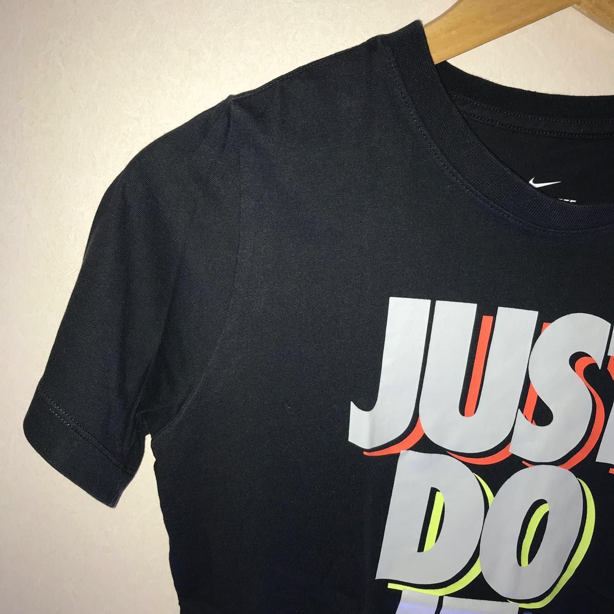 ⑤⑥  NIKE  ジュニア　Lサイズ　半袖 黒Tシャツ