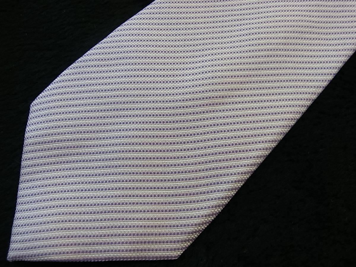 0^o^0ocl♪№2845 красивая вещь ＦＩＬＡ... вышивание   в полоску   *   галстук 