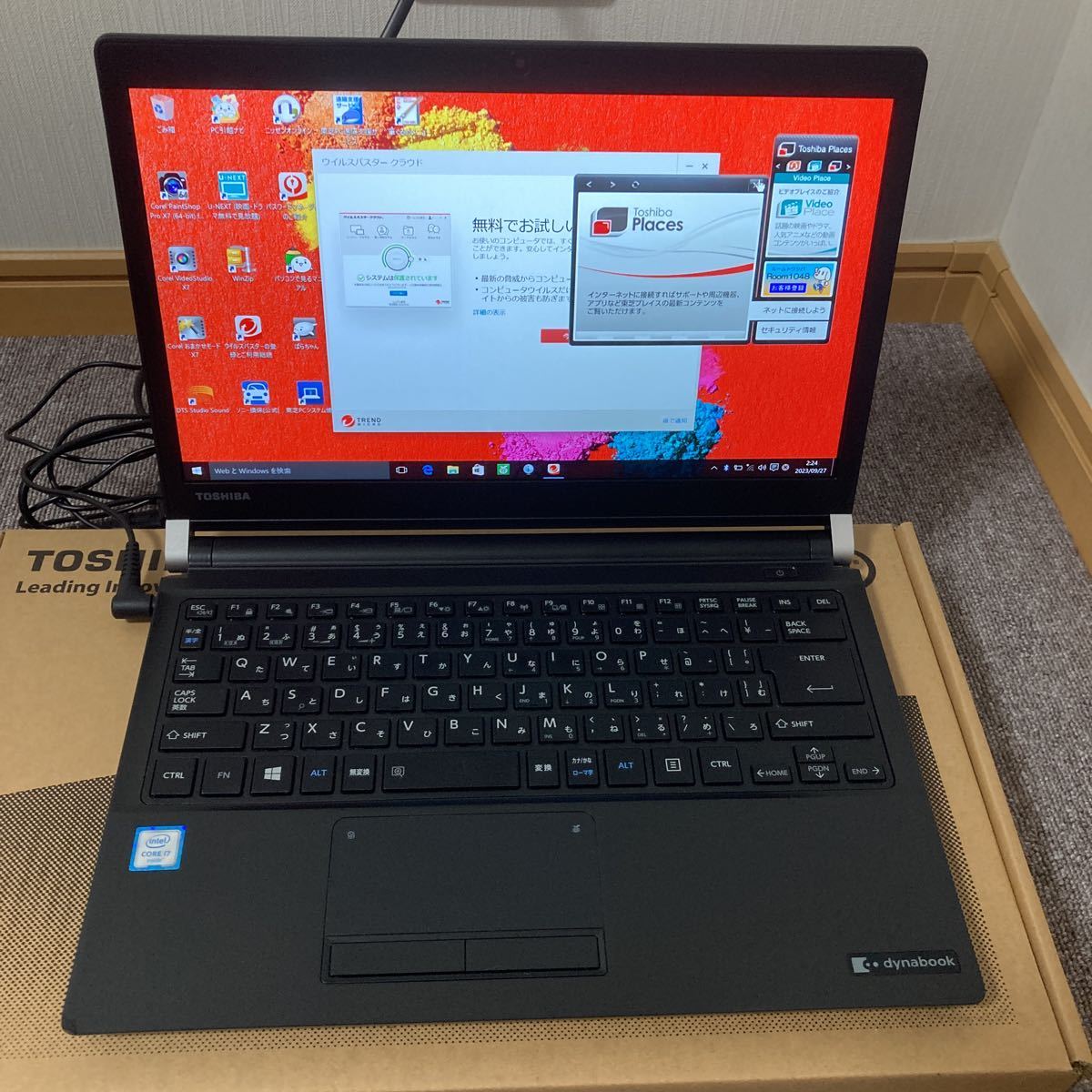 TOSHIBA dynabook RZ83/TB Windows10home 13.3型ノートPCの画像1