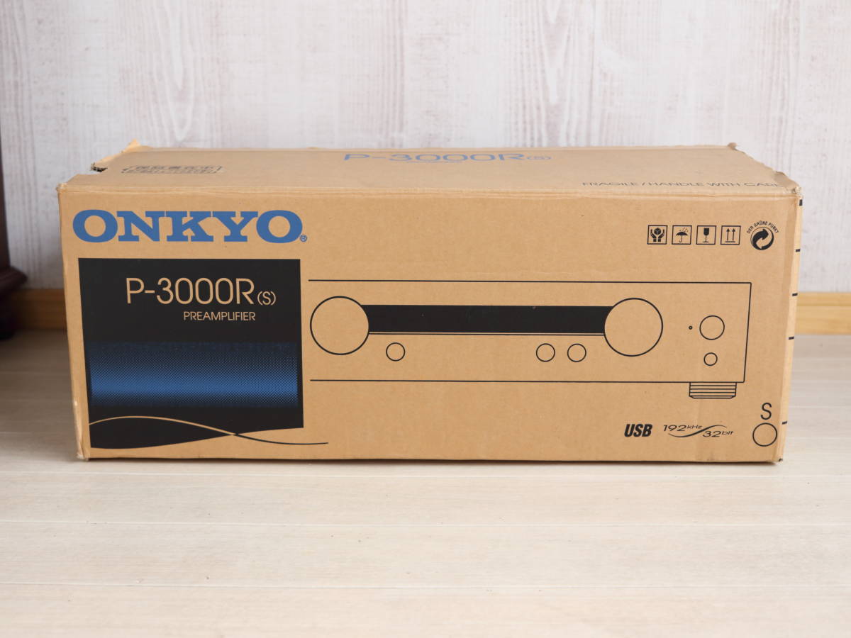 ■ONKYOの最上級プリアンプです P-3000R 極上美品 元箱付 オンキヨー コントロールアンプ_画像2