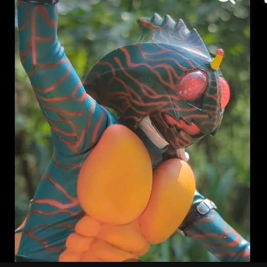 ボークス 1/6仮面ライダーアマゾンガレージキット完成品(電飾 ボークス 1/6仮面ライダーアマゾンガレージキット完成品(電飾