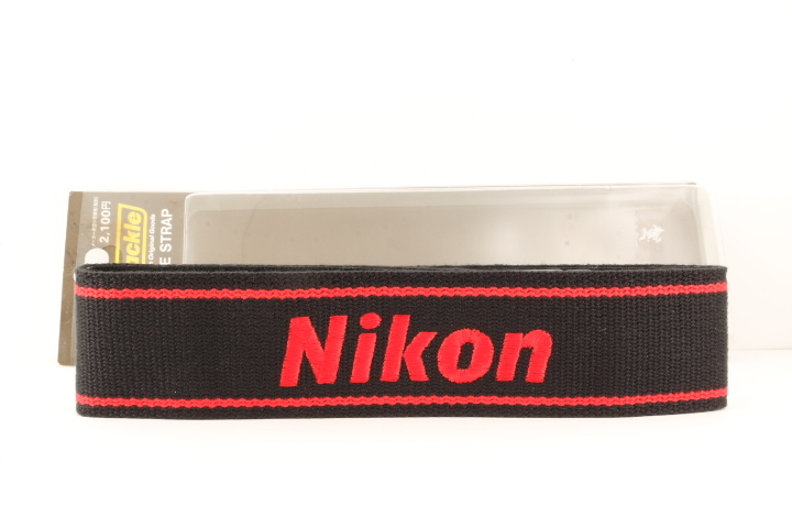 お気に入りの ☆ほぼ新品級☆ NIKON 黒x赤 FOR PROFESSIONAL