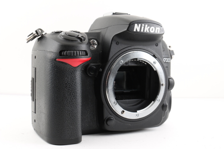 オリジナル ☆良品☆ NIKON #G777 ボディ D7000 ニコン