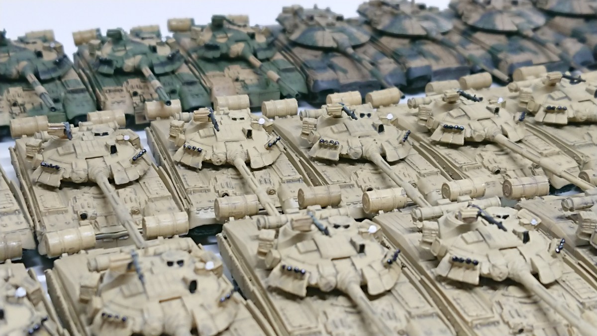 30 piece set 1/144 TAKARA Takara WTM World Tank Museum no. 6.T-80U tank Russia army Secret cho-runi*oryo-ru