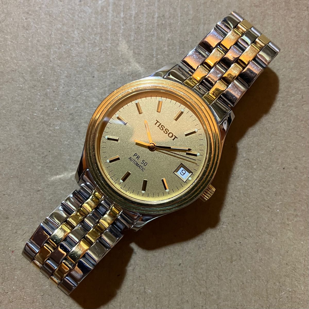 TISSOT ティソ PR50 コンビ 自動巻き ゴールド文字盤 中古品 TISSOT ティソ PR50 コンビ 自動巻き ゴールド文字盤 中古品