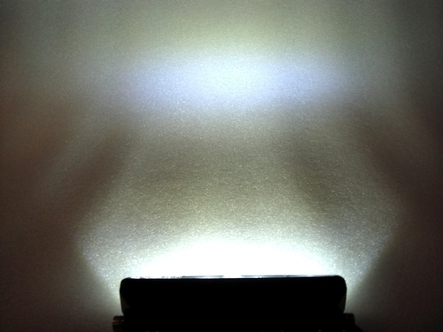 送料無料 (沖縄・離島除く) 薄型LEDバックランプ (4LED) アストロ　サバーバン　エクスプレス　ユーコン　エスカレード等_画像3