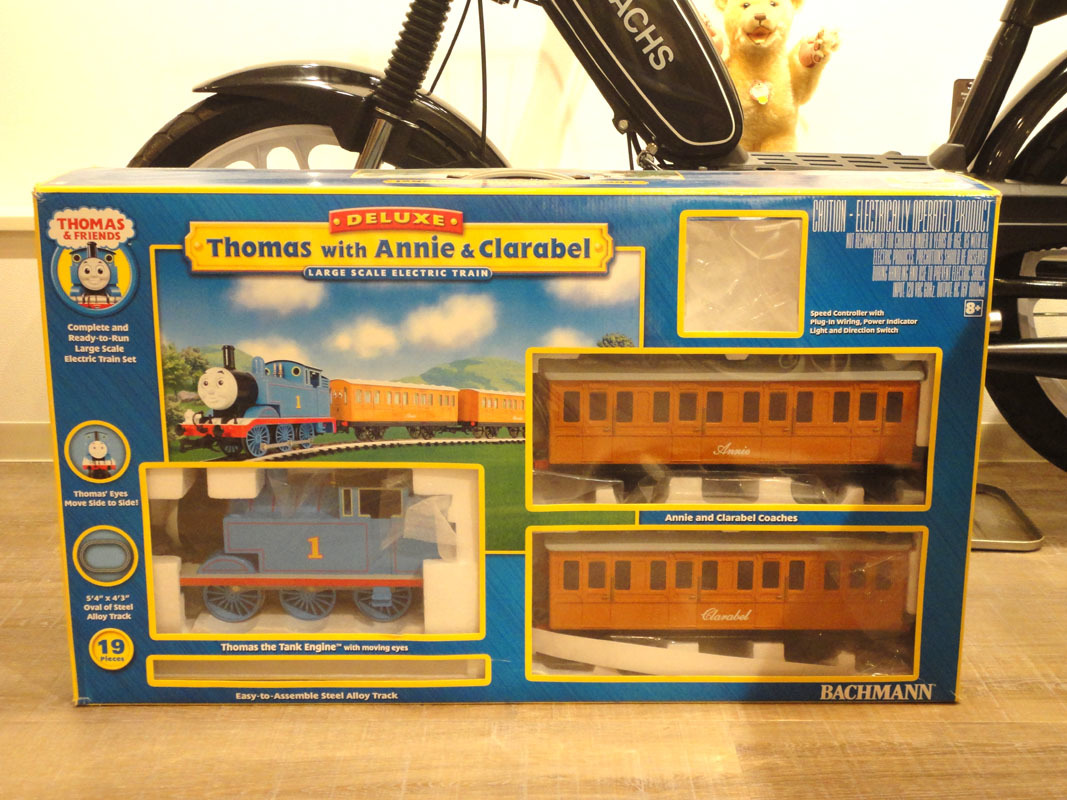 Bachmann Trains Thomas with Annie and Clarabel