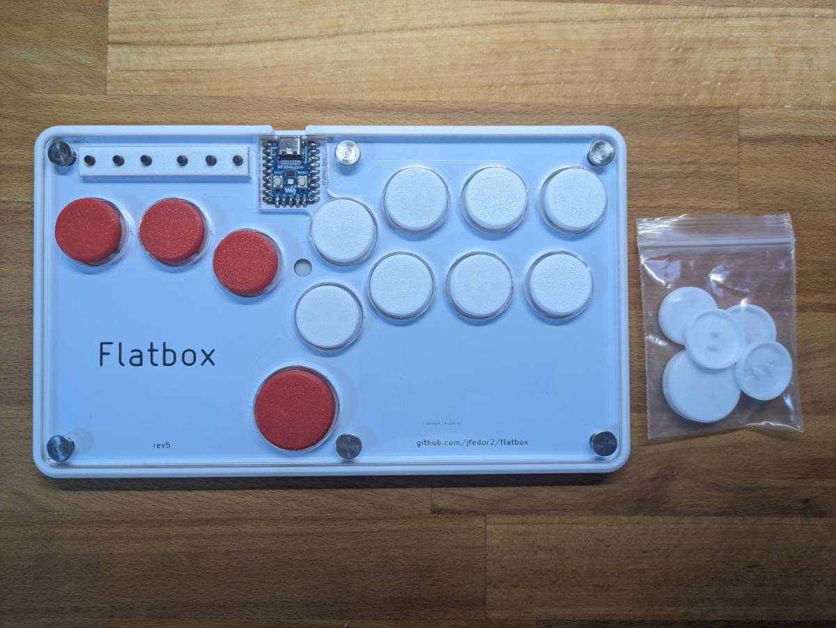 美しい ボックススタイル レバーレスコントローラー（hitbox）10ボタン