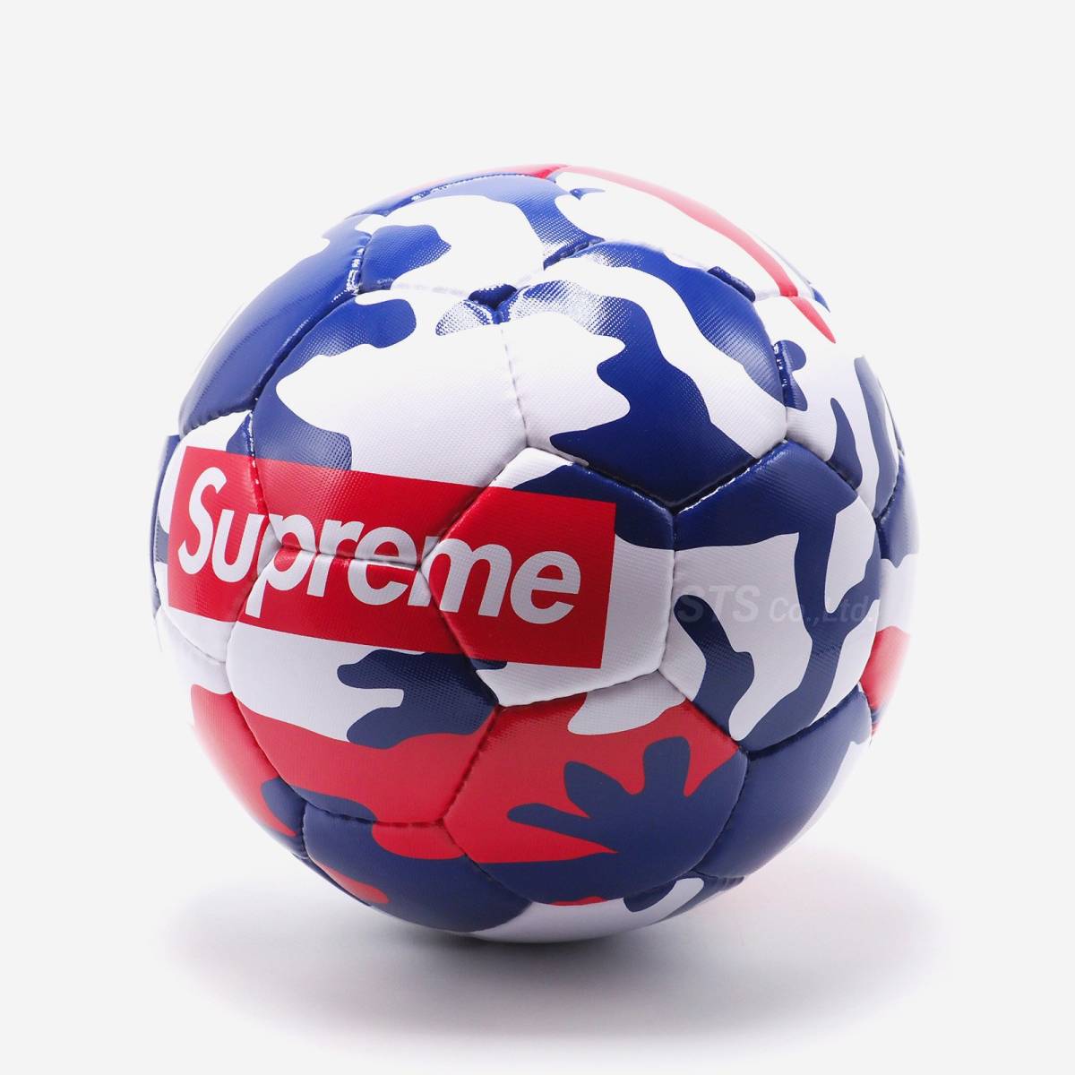 Supreme/Umbro Soccer Ball red duck Supreme / Umbro soccer ball