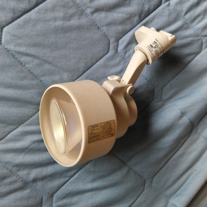 ダクトレール用スポットライト　白熱灯器具　KOIZUMI ASE940 197 