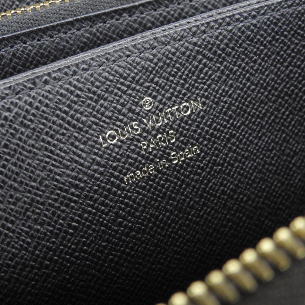 □ 1円 ～ 参定126,500円 □ Louis Vuitton ルイヴィトン □ M67687