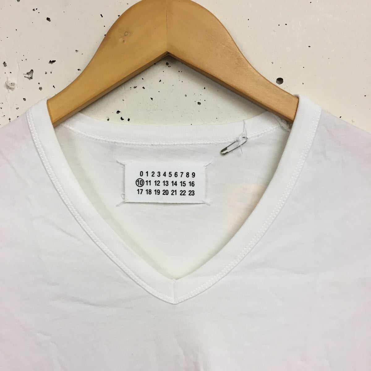Martin Margiela メゾンマルジェラ ⑩ VネックTee オフホワイト 白 XSサイズ コットン tシャツ 半袖 無地 トップス カットソー の画像3