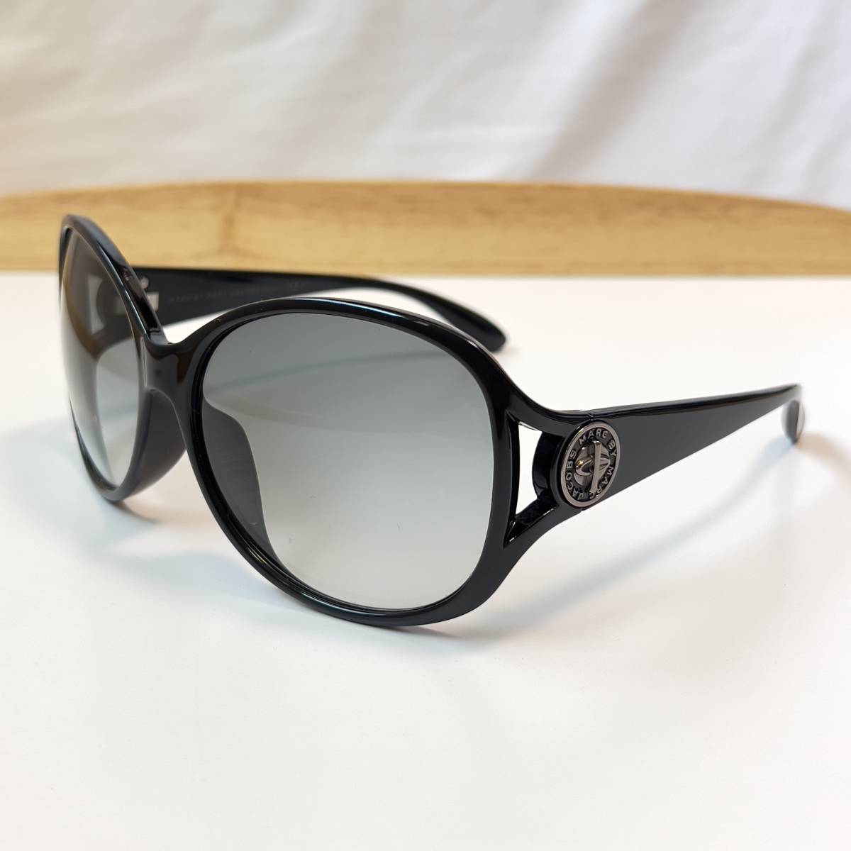 ◆MARC BY MARC JACOBS マークバイマークジェイコブス サングラス ブラック グラデーションレンズ MMJ208/K/S eyewear レディース_画像1