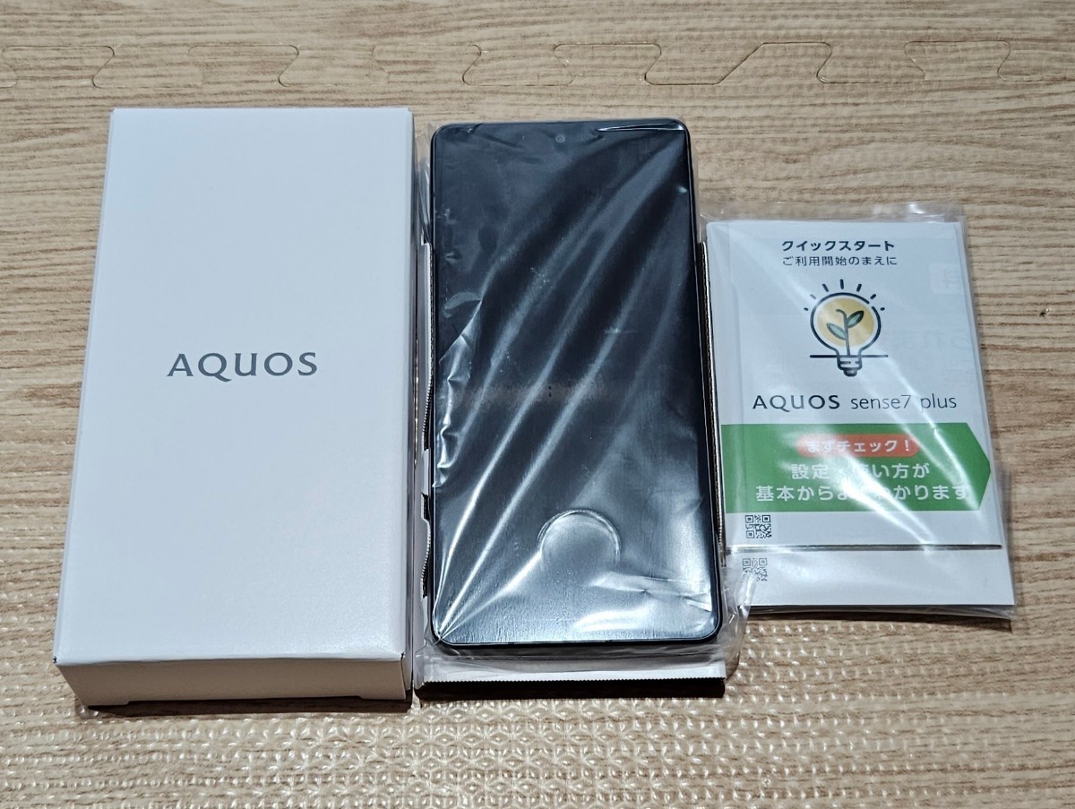 送料無料 新品 未使用 AQUOS sense 7 plus 黒 A208SH 6.4インチ メモリー6GB ストレージ128GB ソフトバンク  SIMロック解除済み ブラック