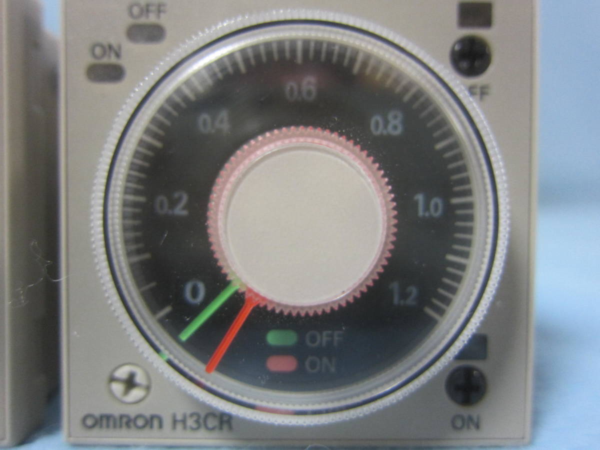 OMRON H3CR-F8 ソリッドステート・タイマ 0-12/0-1.2 AC100-240VAC*2個_画像3