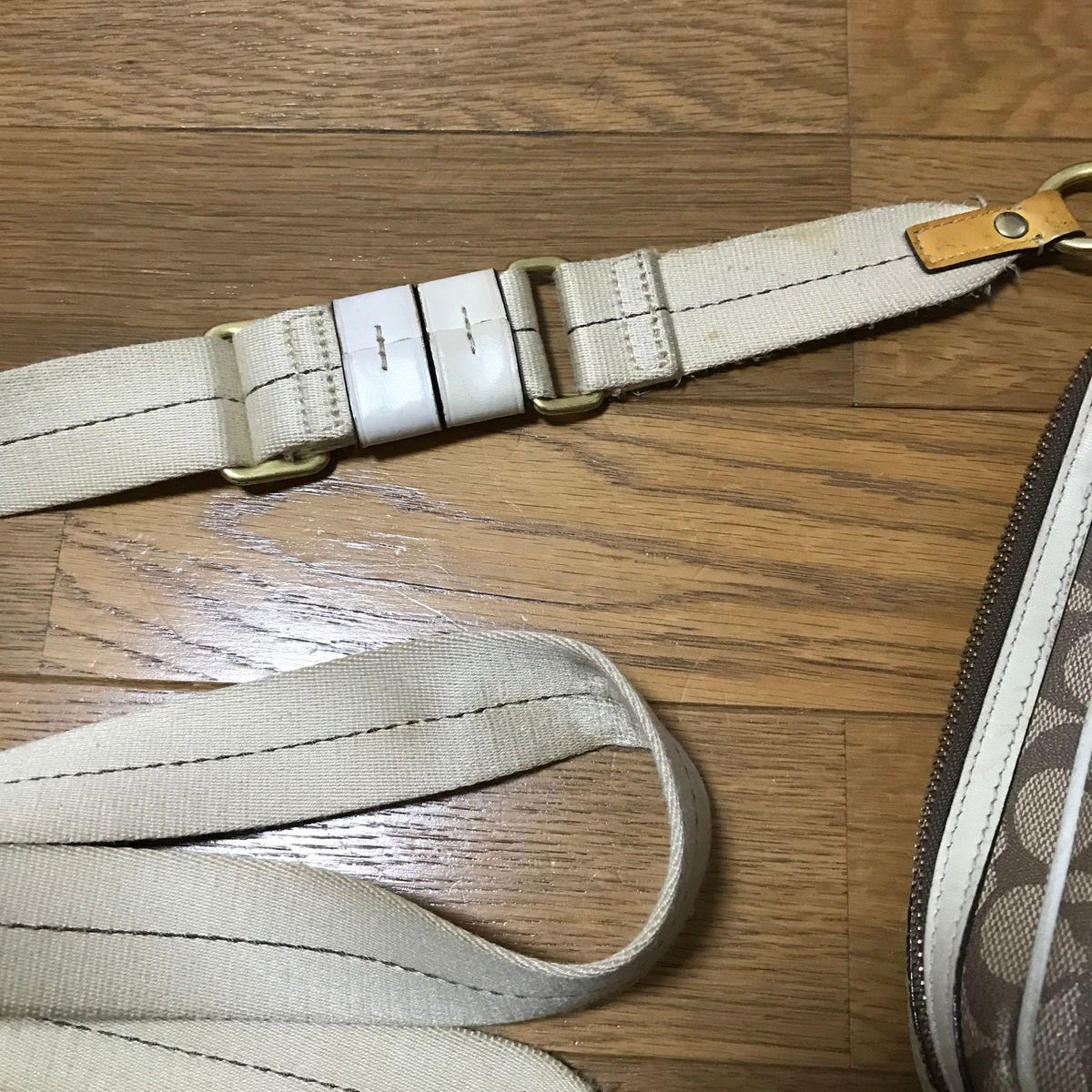 COACHショルダーバッグ シグネチャー 