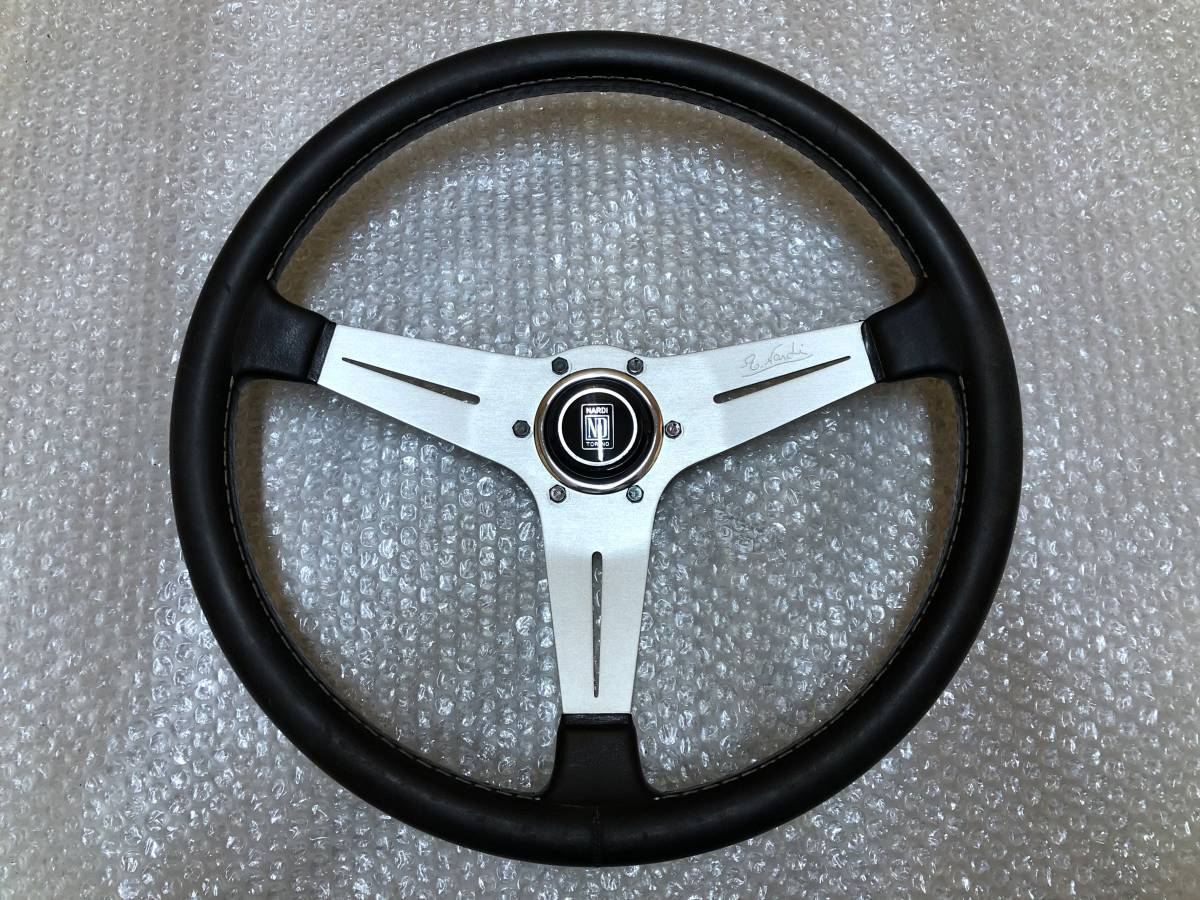 Yahoo!オークション - 当時物 NARDI ナルディ クラシック 39Φ Yahoo!オークション - 当時物 NARDI ナルディ クラシック 39Φ