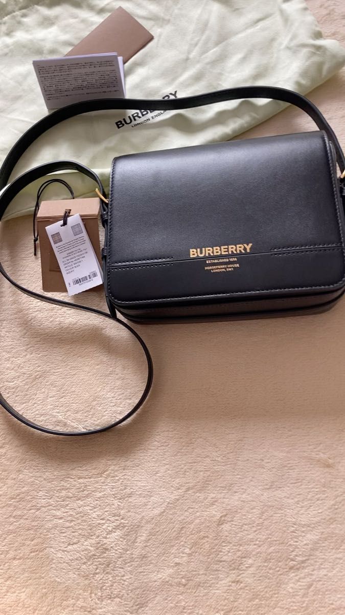 BURBERRY バーバリー　ショルダーバッグ　レザー　Burberry クラッチバッグ