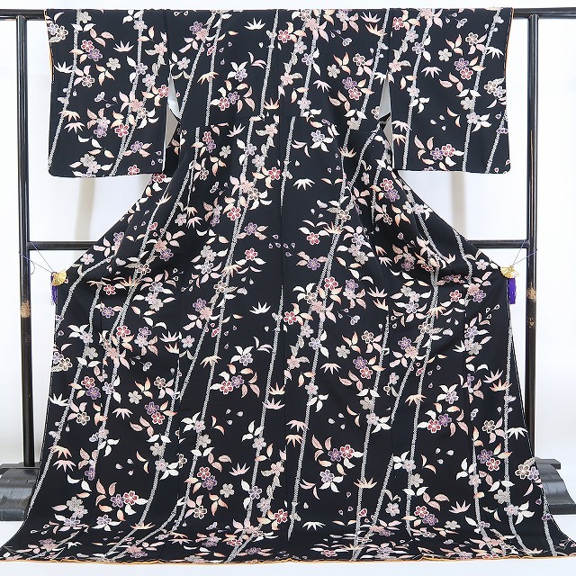 ゆめsaku2 新品 桜 着物 正絹“桜を散らして笑顔を添えるお洒落 ゆめsaku2 新品 桜 着物 正絹“桜を散らして笑顔を添えるお洒落