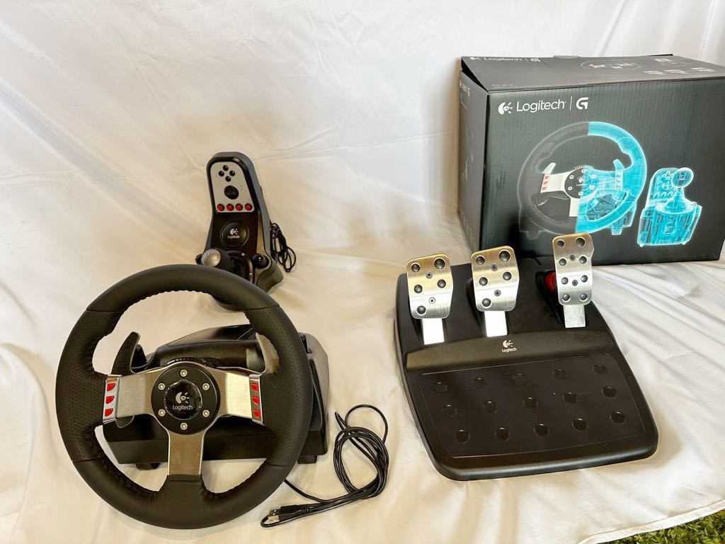 Logitech ロジクール G27 FORCE FEEDBACK WHEEL AND PEDAL SET ほぼ未使用　ハンドル　シフト動作確認済み　 ペダルセット動作不良あり