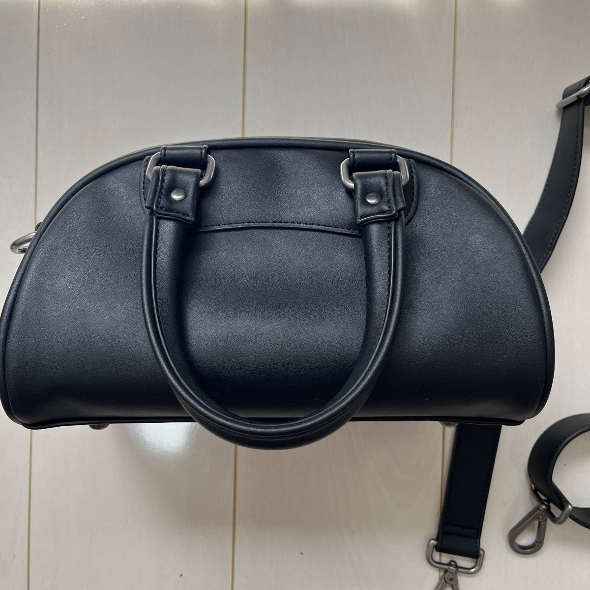 新品】DIESEL ディーゼル レディース2WAYバッグ MERI S/X08403 新品】DIESEL ディーゼル レディース2WAYバッグ MERI S/X08403