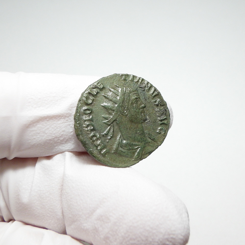 【古代ローマコイン】Diocletian（ディオクレティアヌス）クリーニング済 ブロンズコイン 銅貨 アントニニアヌス(Bf9Mg4T5uW)_画像4