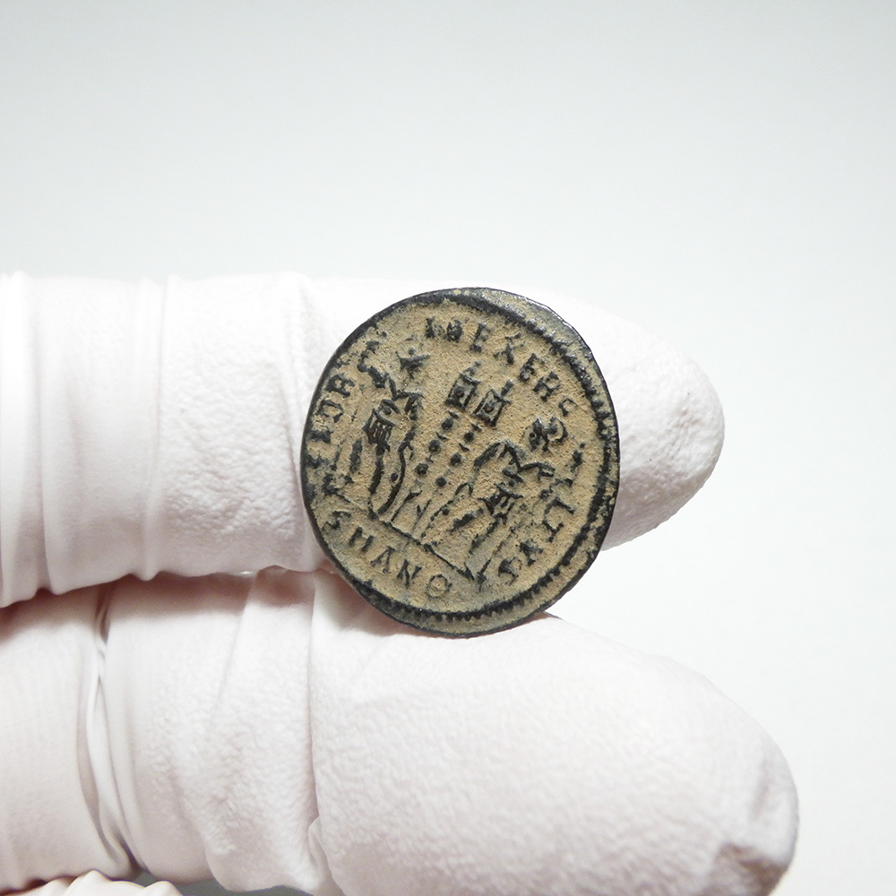 【古代ローマコイン】Constantine II（コンスタンティヌス2世）クリーニング済 ブロンズコイン 銅貨 フォリス(dBnkiK7KBb)_画像6