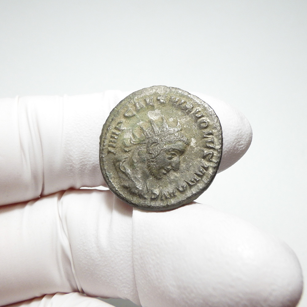 【古代ローマコイン】Volusian（ウォルシアヌス）未クリーニング シルバーコイン 銀貨 アントニニアヌス(dHN43uKXiY)_画像3