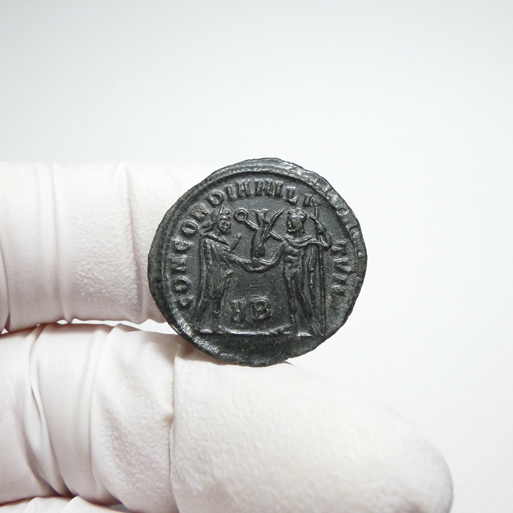 【古代ローマコイン】Diocletian（ディオクレティアヌス）クリーニング済 ブロンズコイン 銅貨 アントニニアヌス(WyrC4RDEnU)_画像5