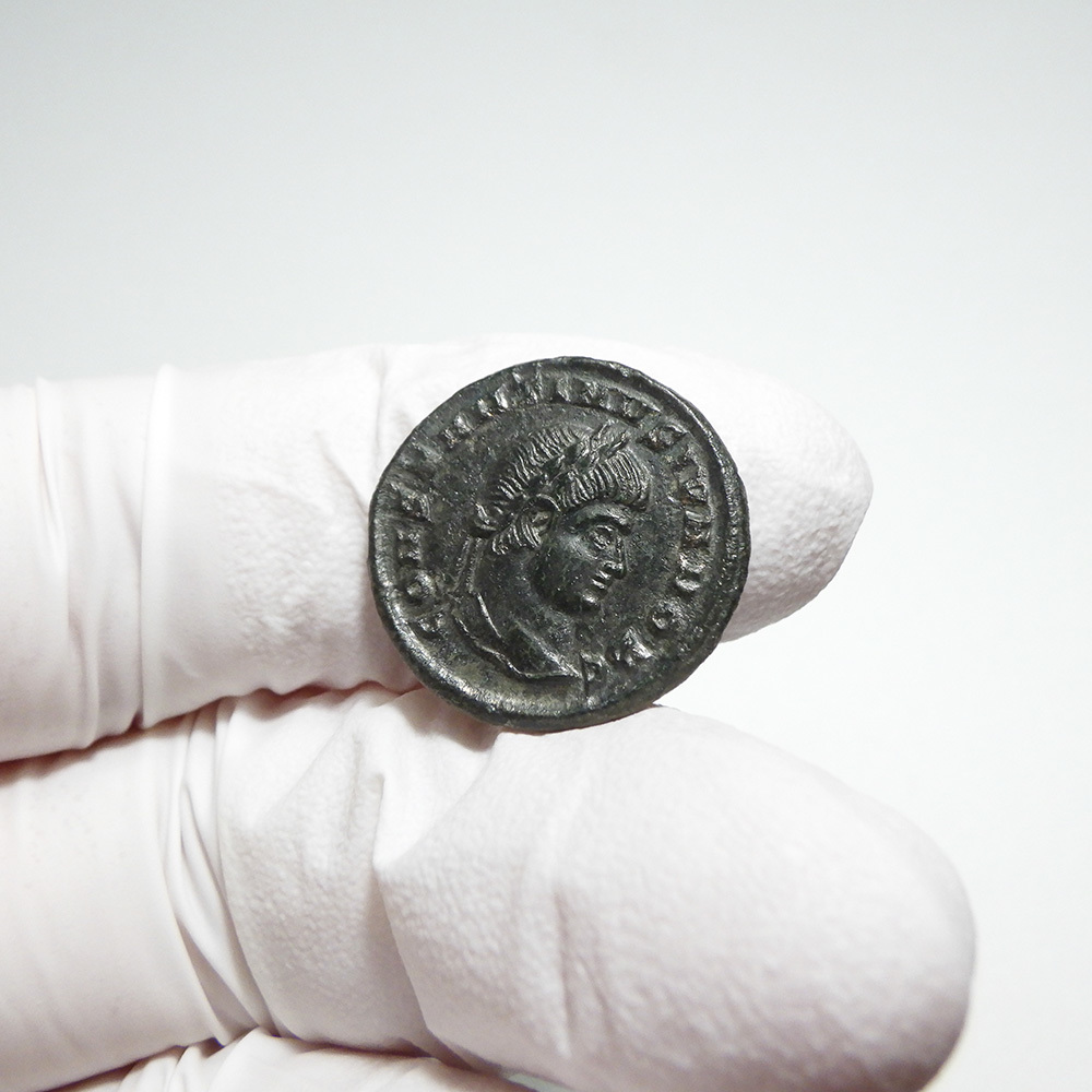 【古代ローマコイン】Constantine II（コンスタンティヌス2世）クリーニング済 ブロンズコイン 銅貨 フォリス(rikku8FFFN)_画像3