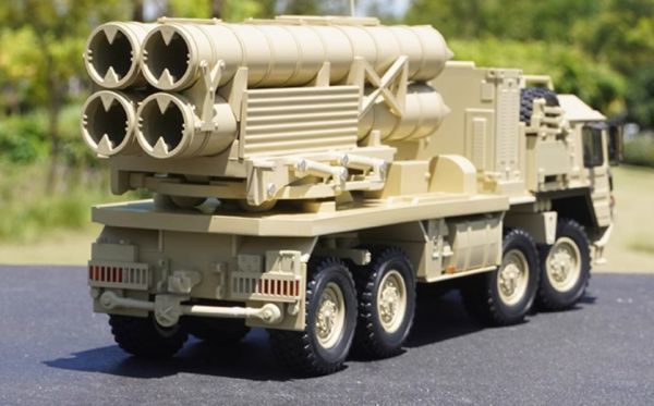 ★ミサイルトラック★砂漠黄 1:32 MAN MILITARY TRUCKS MAN 8×8 オフロード軍用トラック 合金車モデル 0376⑰軍