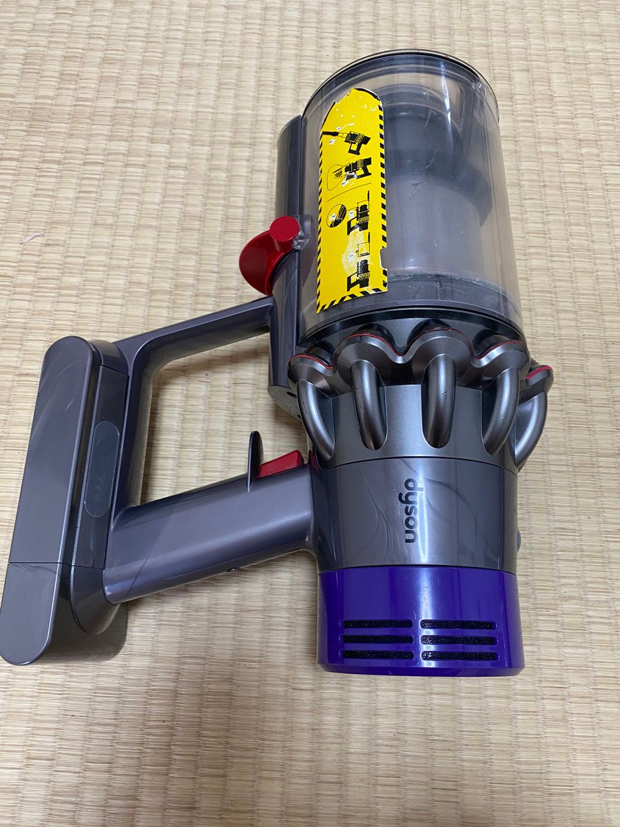 ダイソン Dyson Cyclone V10 Fluffy SV12充電式掃除機|Yahoo ダイソン Dyson Cyclone V10 Fluffy SV12充電式掃除機|Yahoo