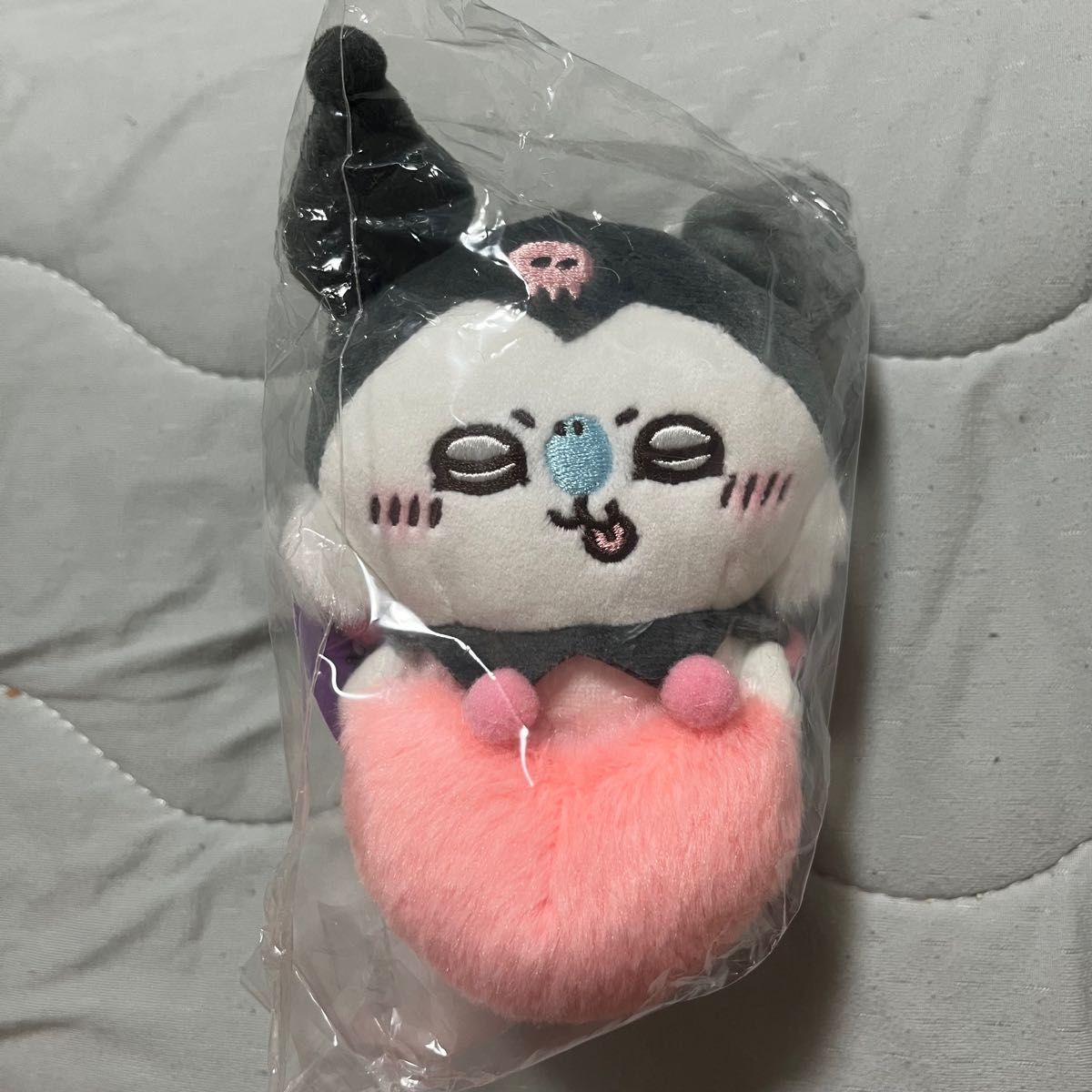 【新品未開封】ちいかわ×サンリオキャラクターズ デスクトップから見守るひっかけぬいぐるみ (モモンガ・クロミ)