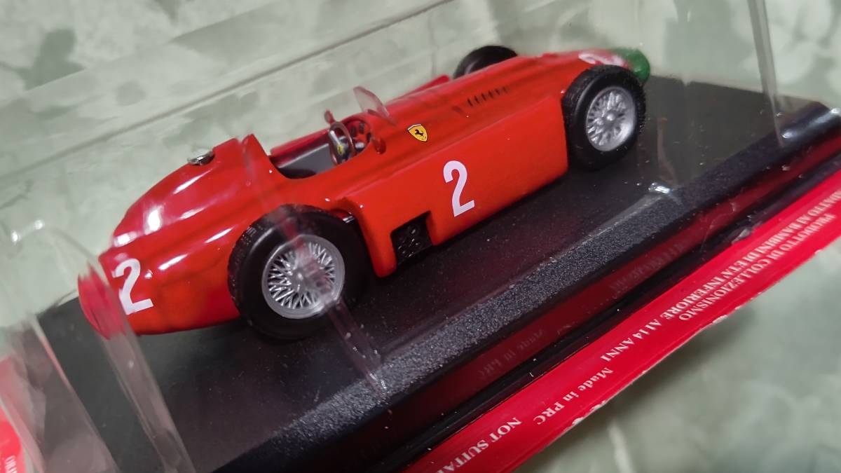 アシェット 1/43 フェラーリ D50 1956 #2 Peter Collins