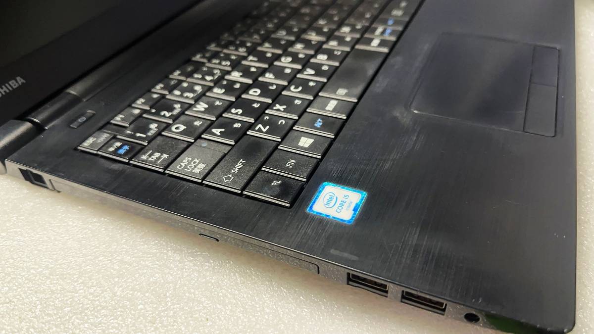 中古 良品 東芝B55D 15.6型・Corei5-6200U・8GB・SSD240GB・DVD・テンキー・Office2021・Win11Pro・WIFI・Bluetooth・カメラ 9305 中古 良品 東芝B55D 15.6型・Corei5-6200U・8GB・SSD240GB・DVD・テンキー・Office2021・Win11Pro・WIFI・Bluetooth・カメラ 9305