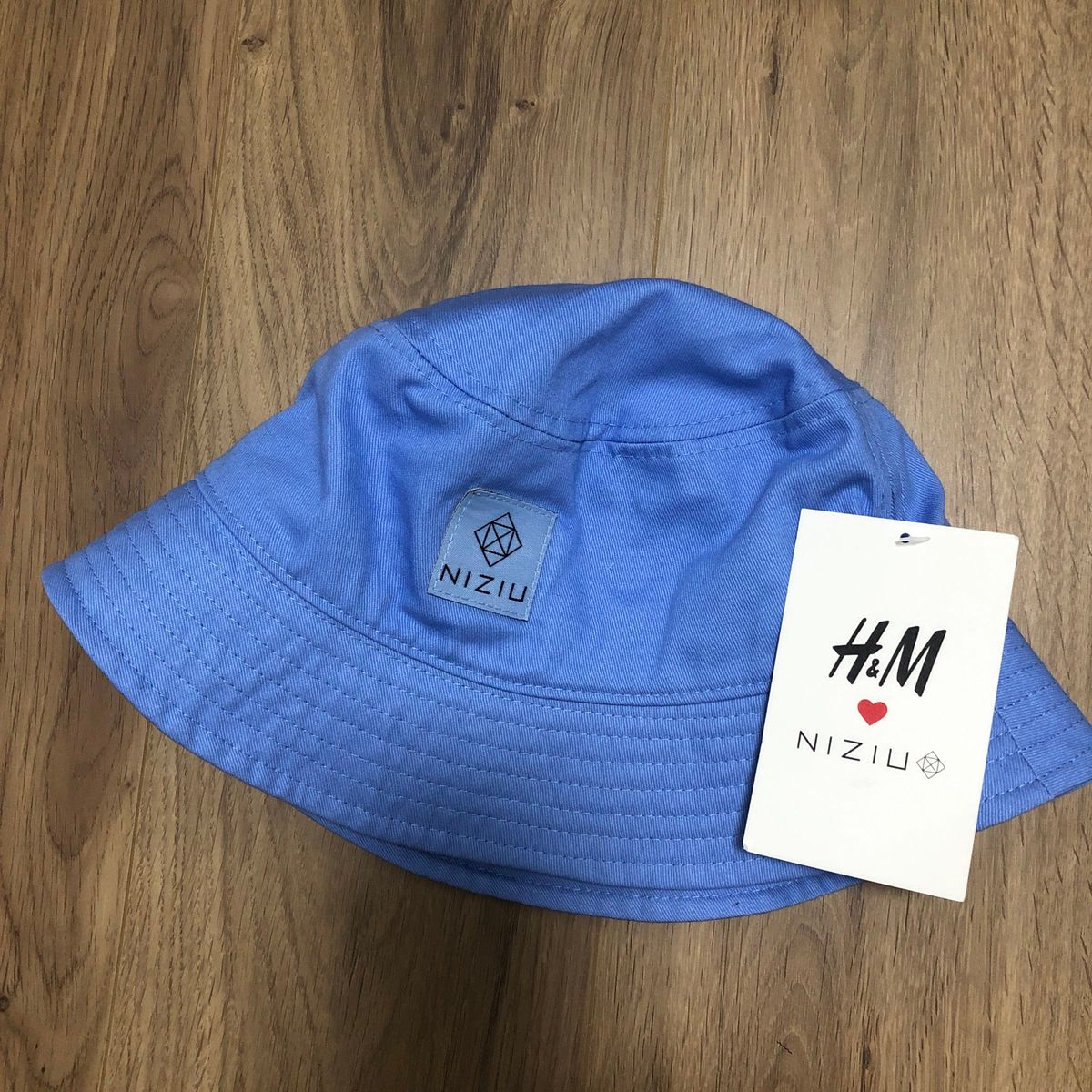 ★値下げ★ 新品　H&M NIZIU 帽子