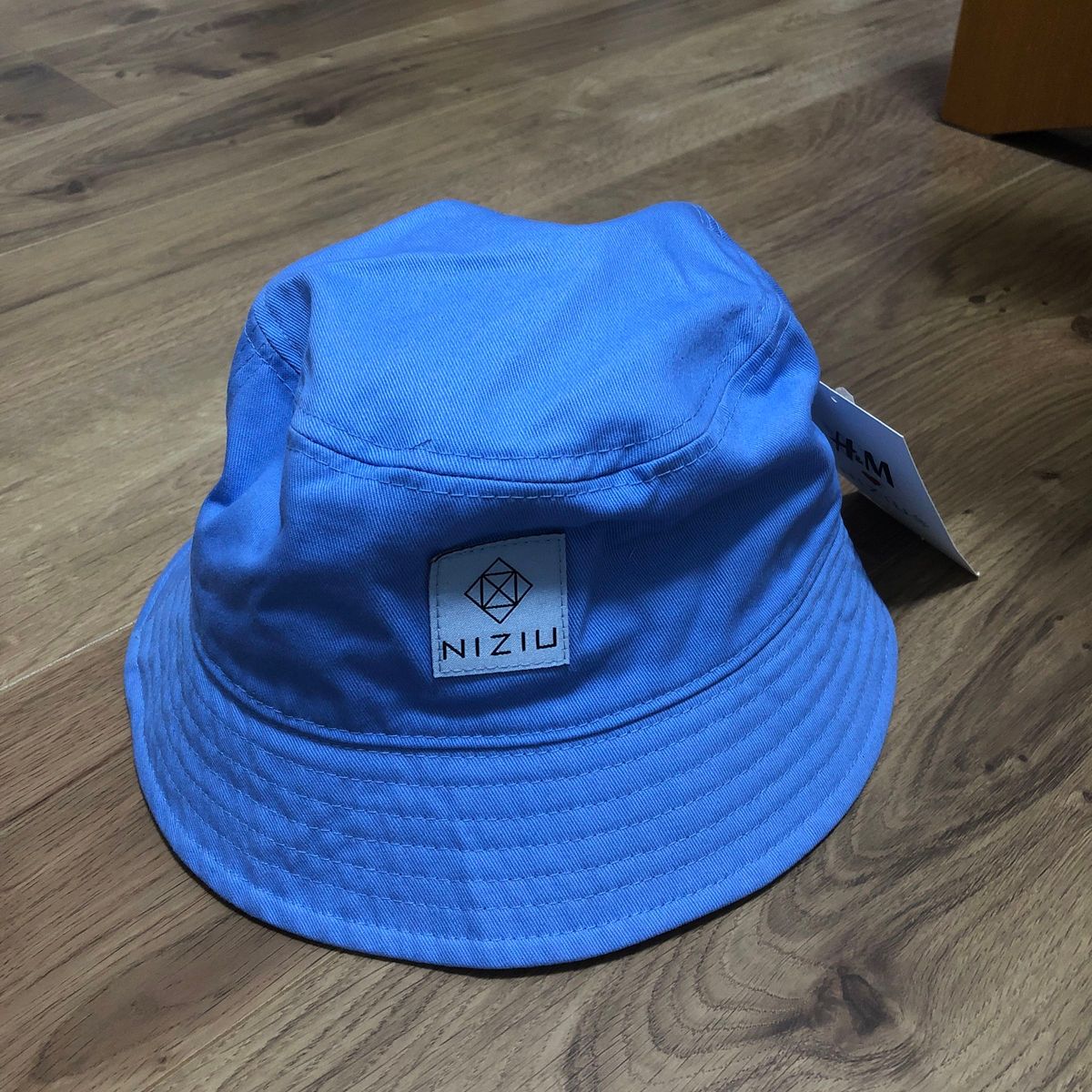 ★値下げ★ 新品　H&M NIZIU 帽子