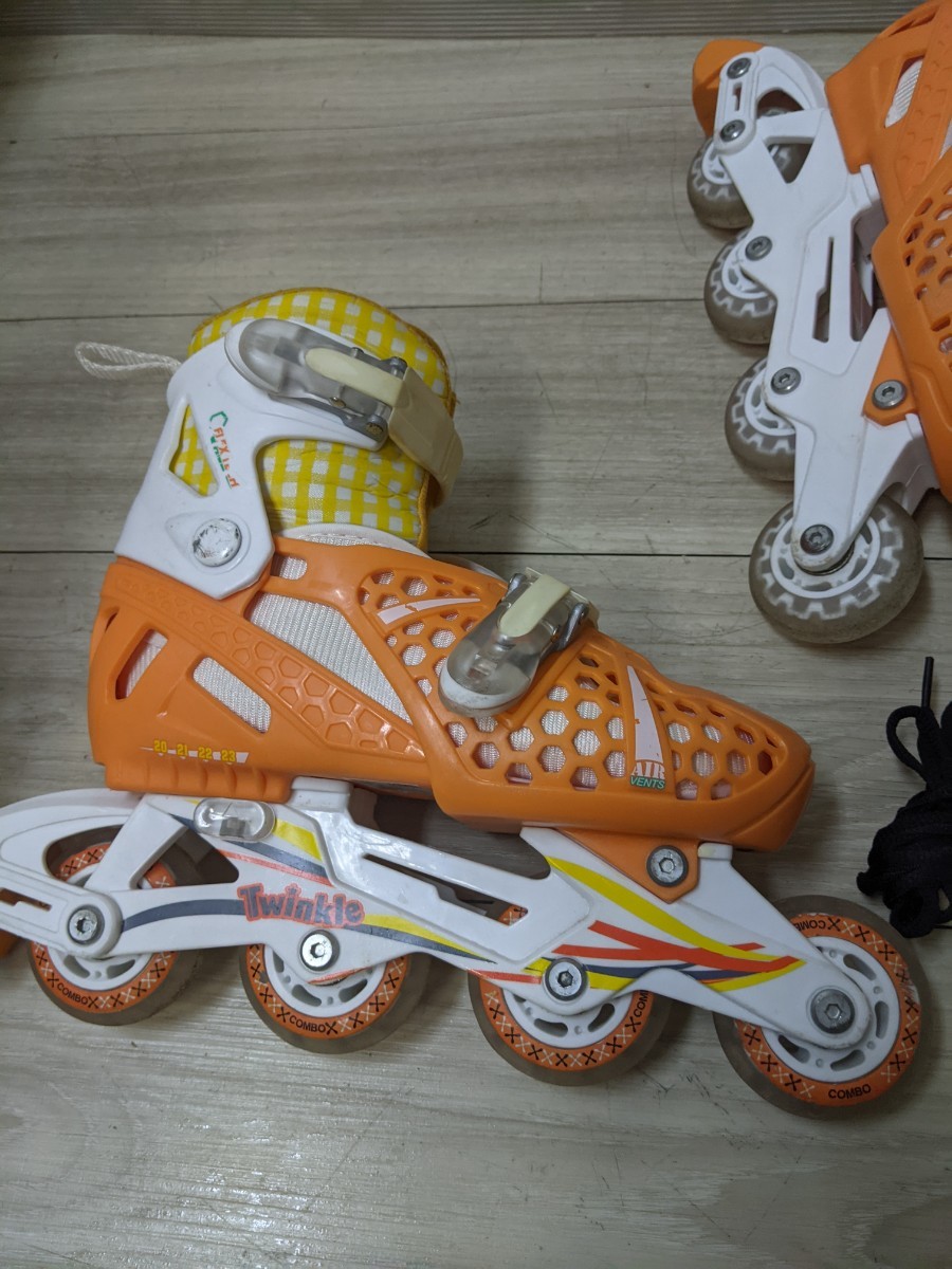 AIR VENTS Twinkle roller skate for children 20-23 size 