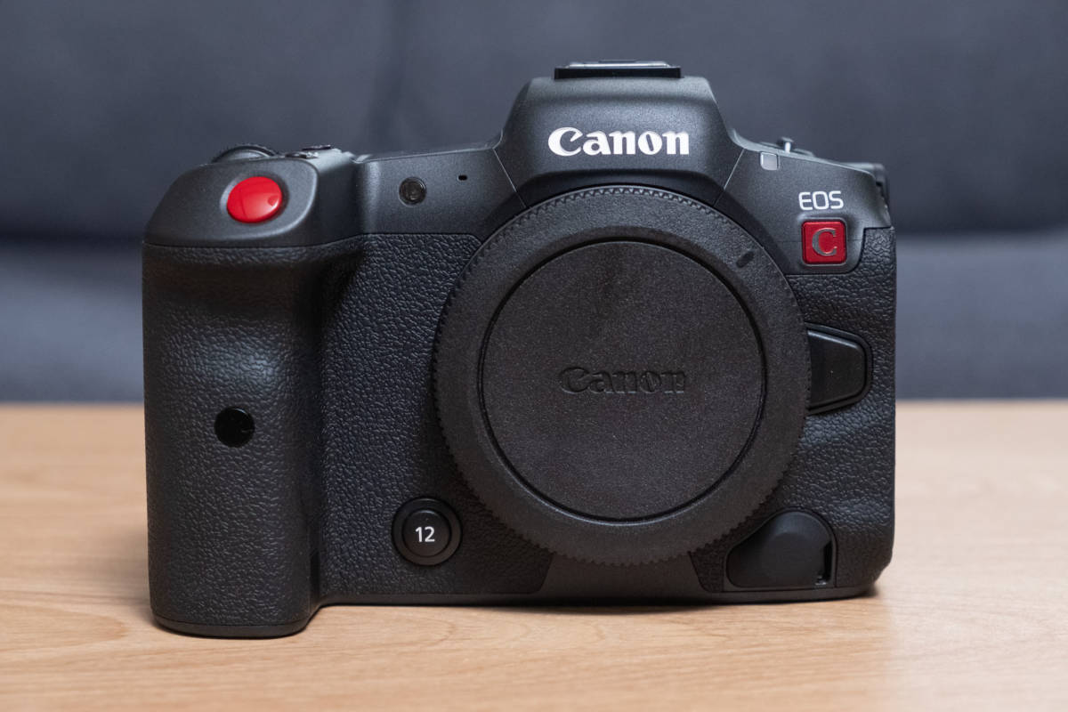 Canon EOS R5C　シネマカメラ 8K/60P RAW動画 内蔵記録_画像2