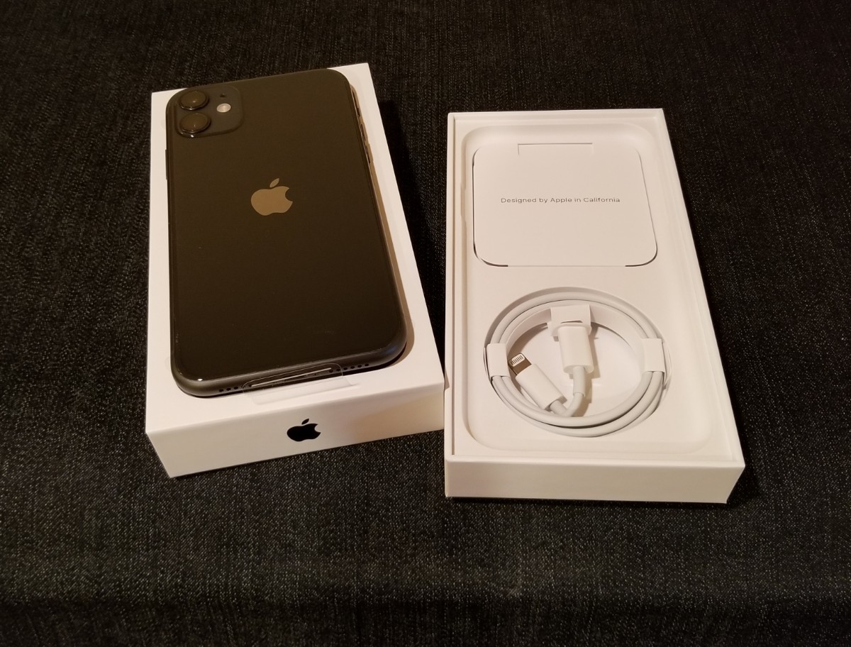 新品未使用/SIMフリー】iPhone11 64GB/ブラック/一括購入/判定○ 新品未使用/SIMフリー】iPhone11 64GB/ブラック/一括購入/判定○