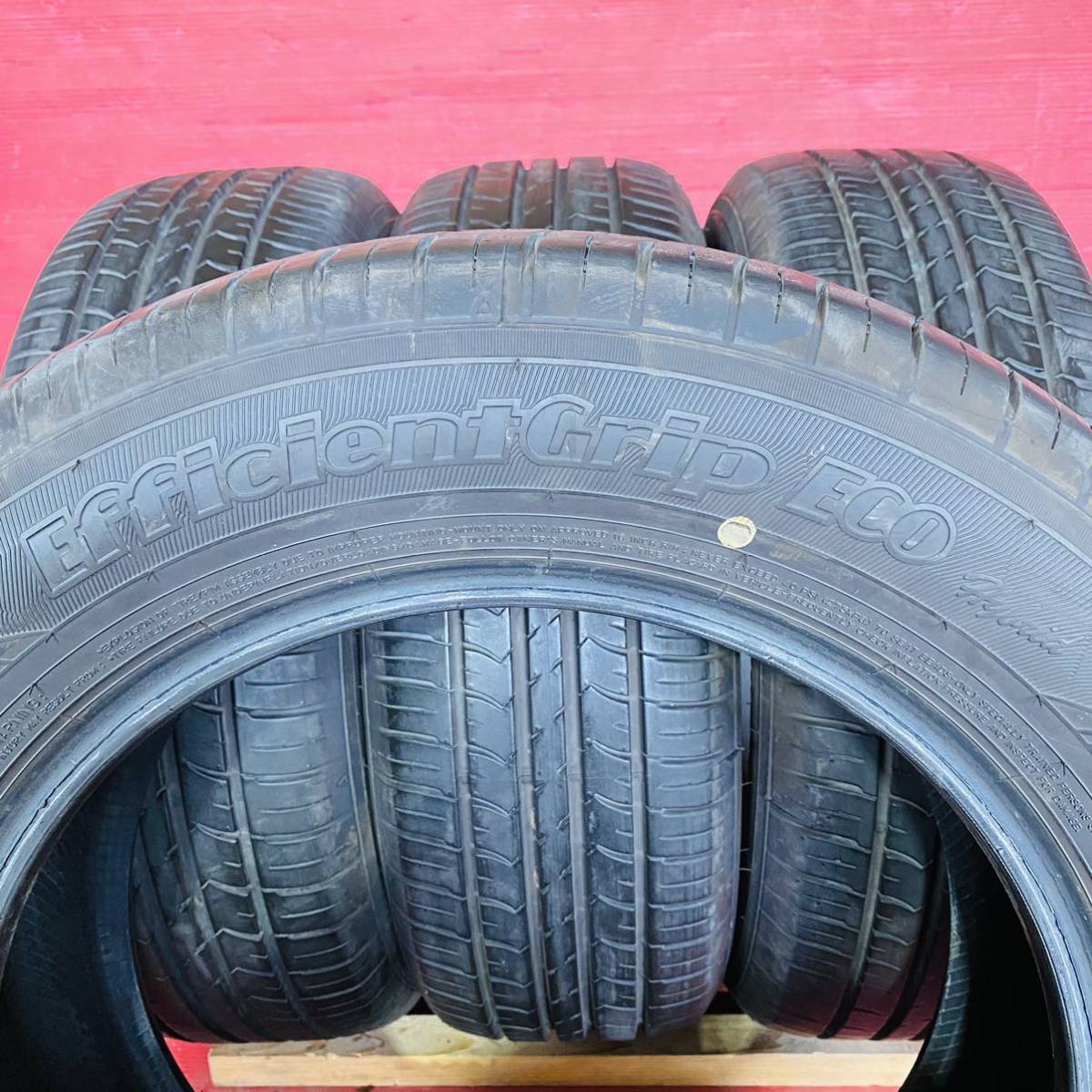 GOOD YEAR EfficientGrip ECO 215/60R16 国産 2022年式　パンク修理かたべり ビード切れなし汚れあり　 4本セット_画像4