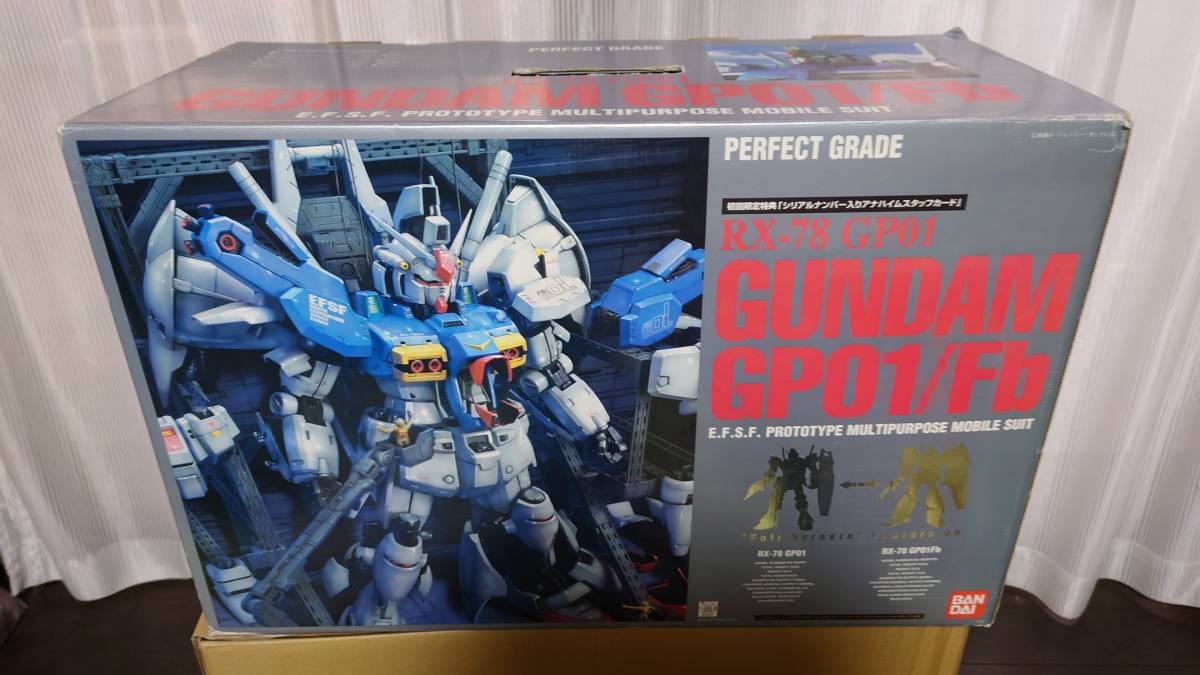 PG GP01/Fb 美組立品 1/60 RX－78 ガンダム GP01/Fb 機動戦士ガンダム