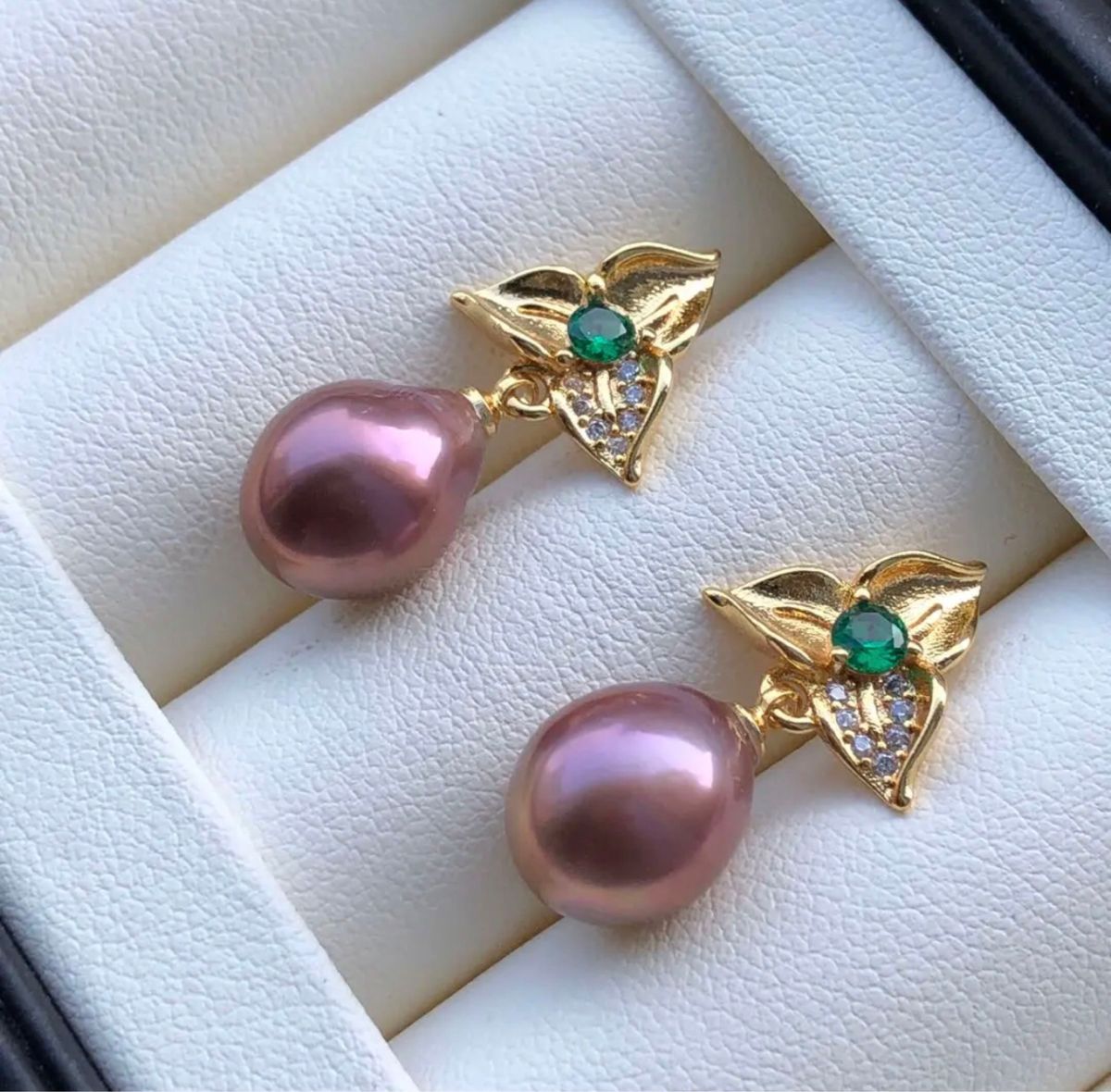 淡水本真珠エジソンパール メタリック系 雫形 お花デザインピアス パールピアス