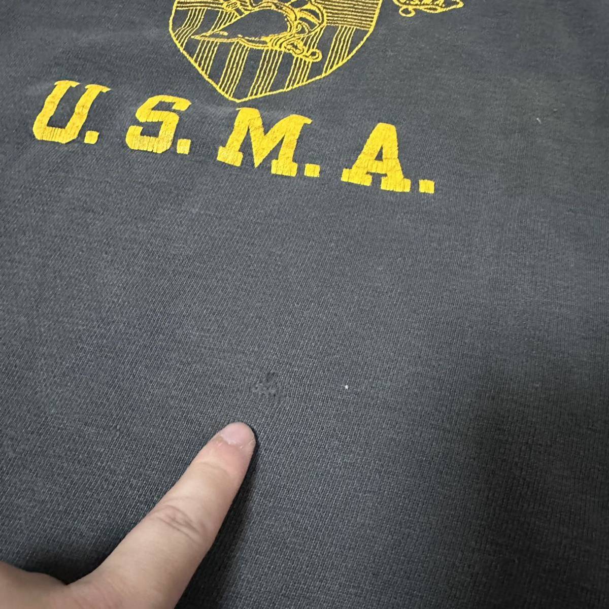 【スペシャル】1960’s WEST POINT U.S.M.A. ブラック×イエロー 3段プリント スウェットシャツ ヴィンテージ 当時物 40s 50s 60s_画像4