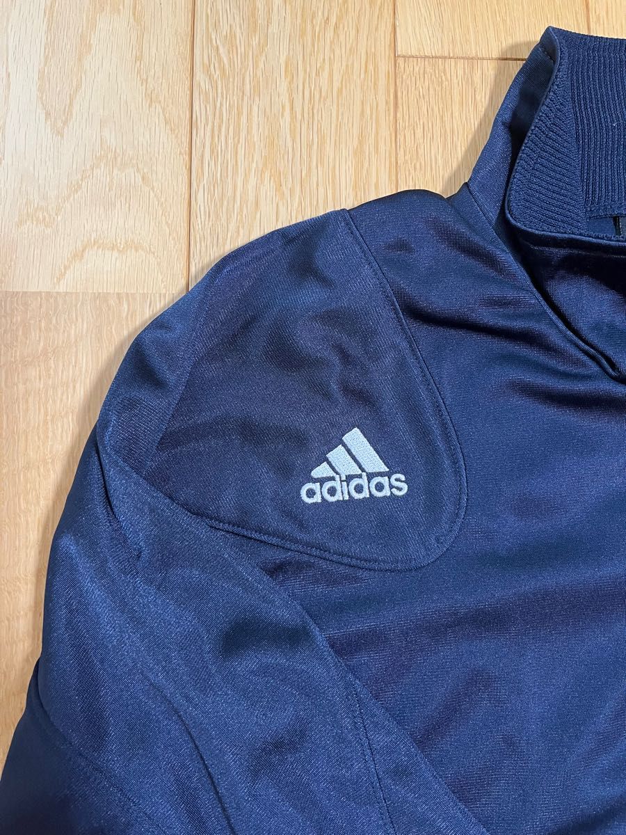 アディダス　adidas ジャージ 上着中古品