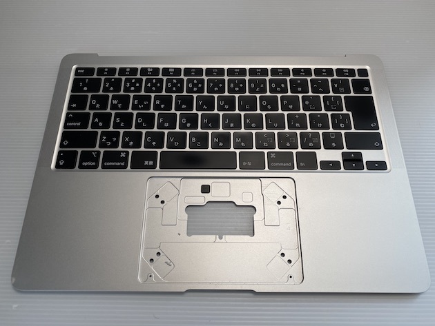 Apple MacBook Air Retina A2179 Early2020 13インチ JISキーボード（シルバー）[1453]