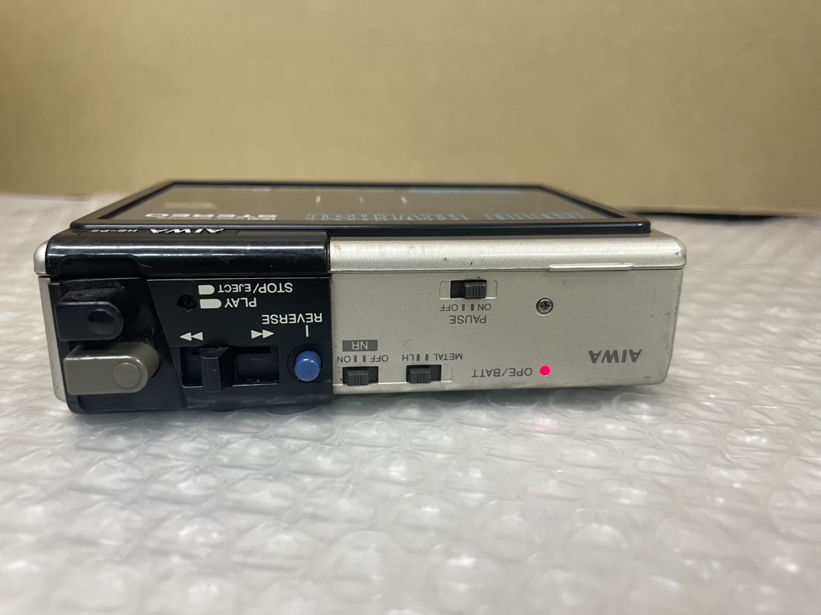 N304/希少 AIWA アイワ CassetteBoy HS-P2 カセットボーイ ステレオカセット プレーヤー シルバーカラーの画像5