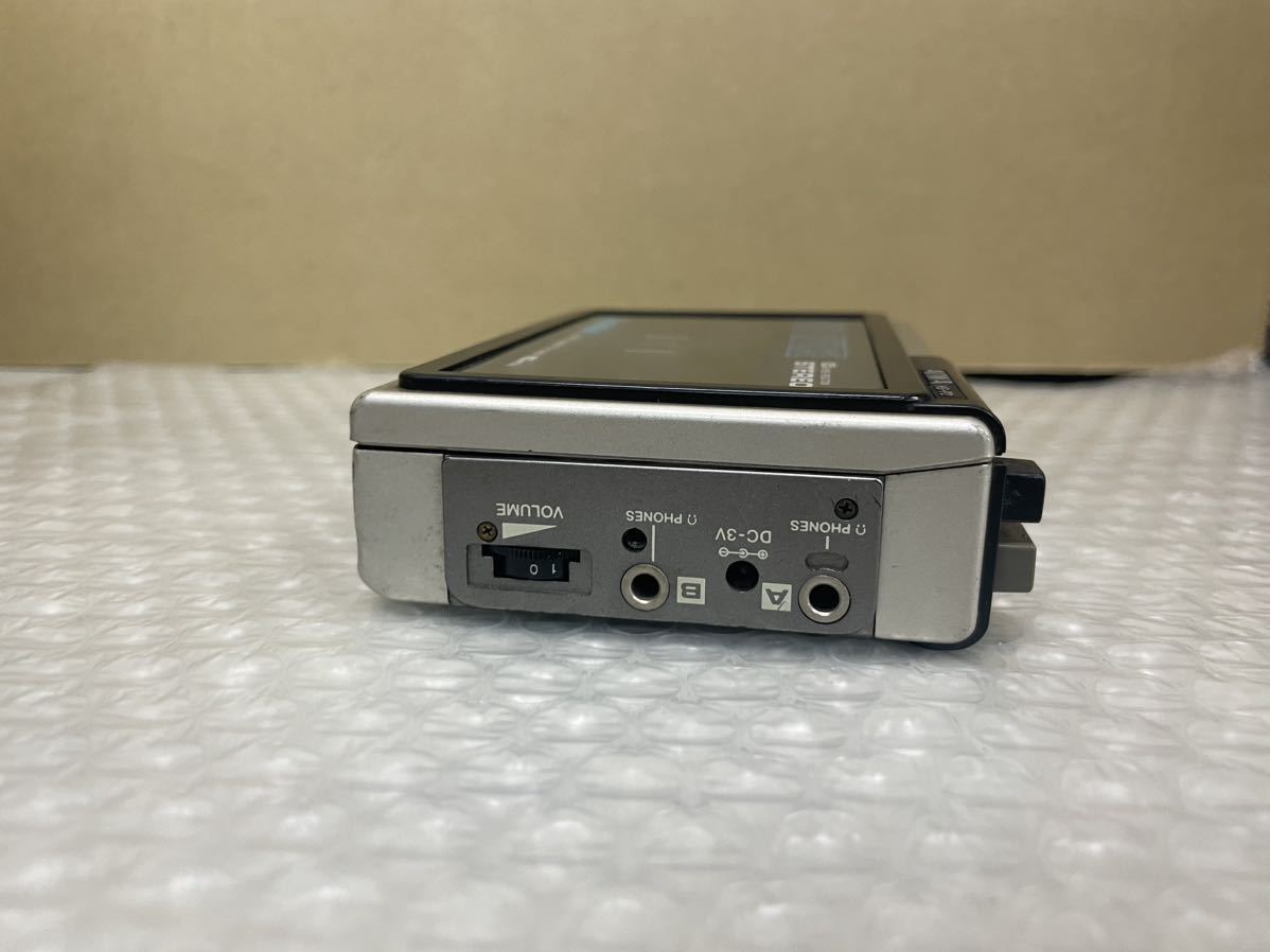 N304/希少 AIWA アイワ CassetteBoy HS-P2 カセットボーイ ステレオカセット プレーヤー シルバーカラーの画像8